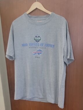 NFL Buffalo Bills Gray Training Graphic T-Shirt